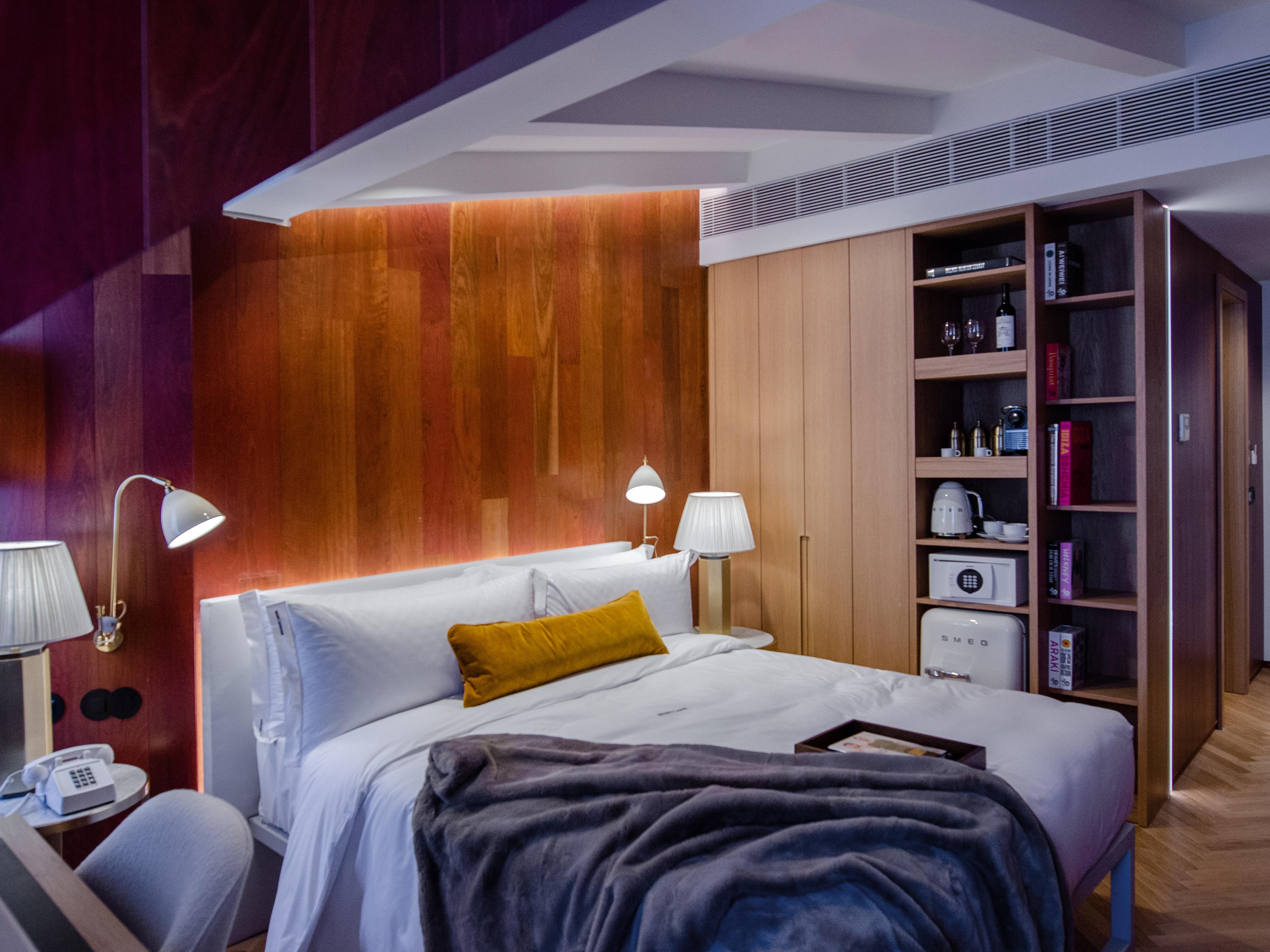Browns Avenue Hotel 리스본 외부 사진 A bedroom at the hotel