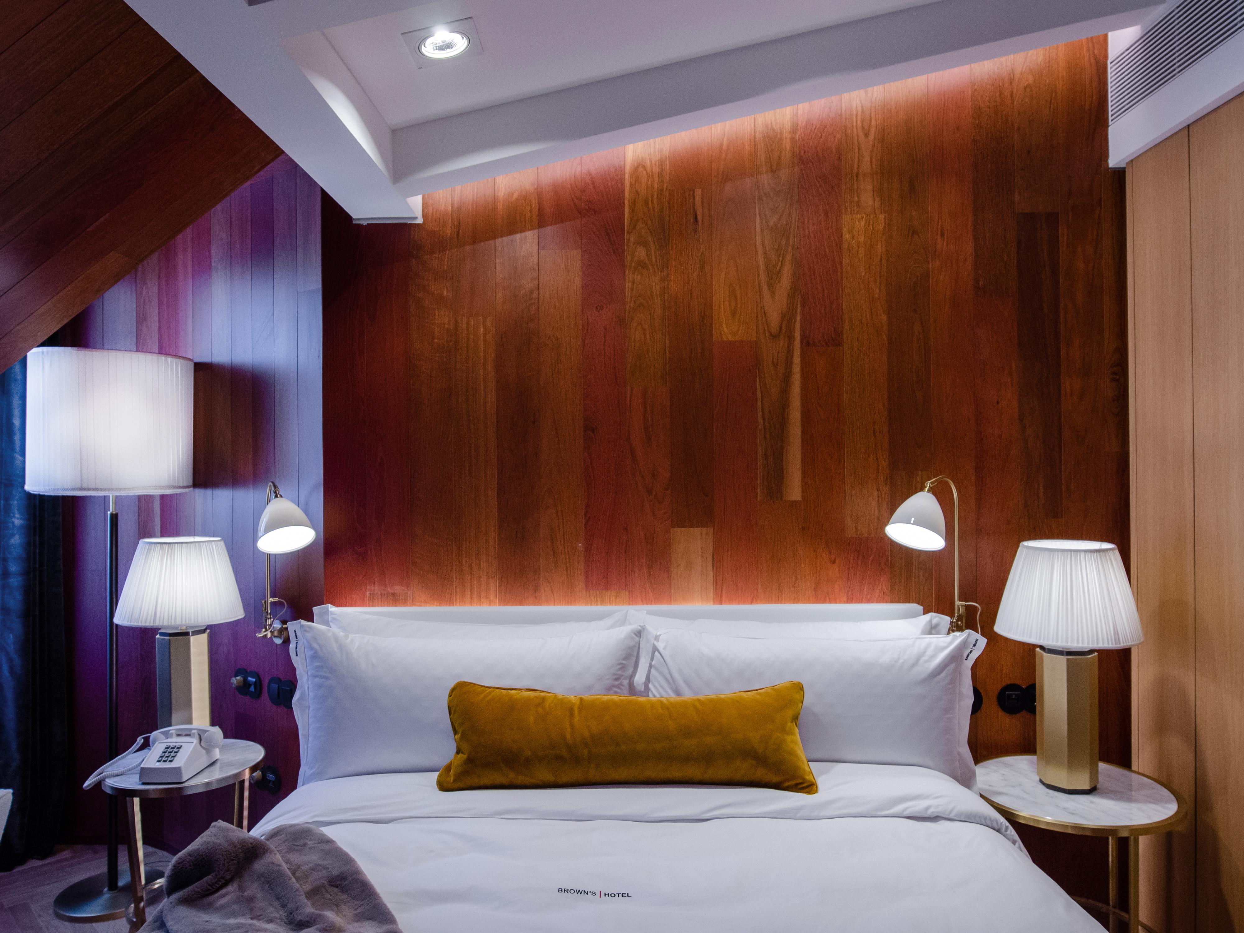 Browns Avenue Hotel 리스본 외부 사진 A bedroom at the hotel