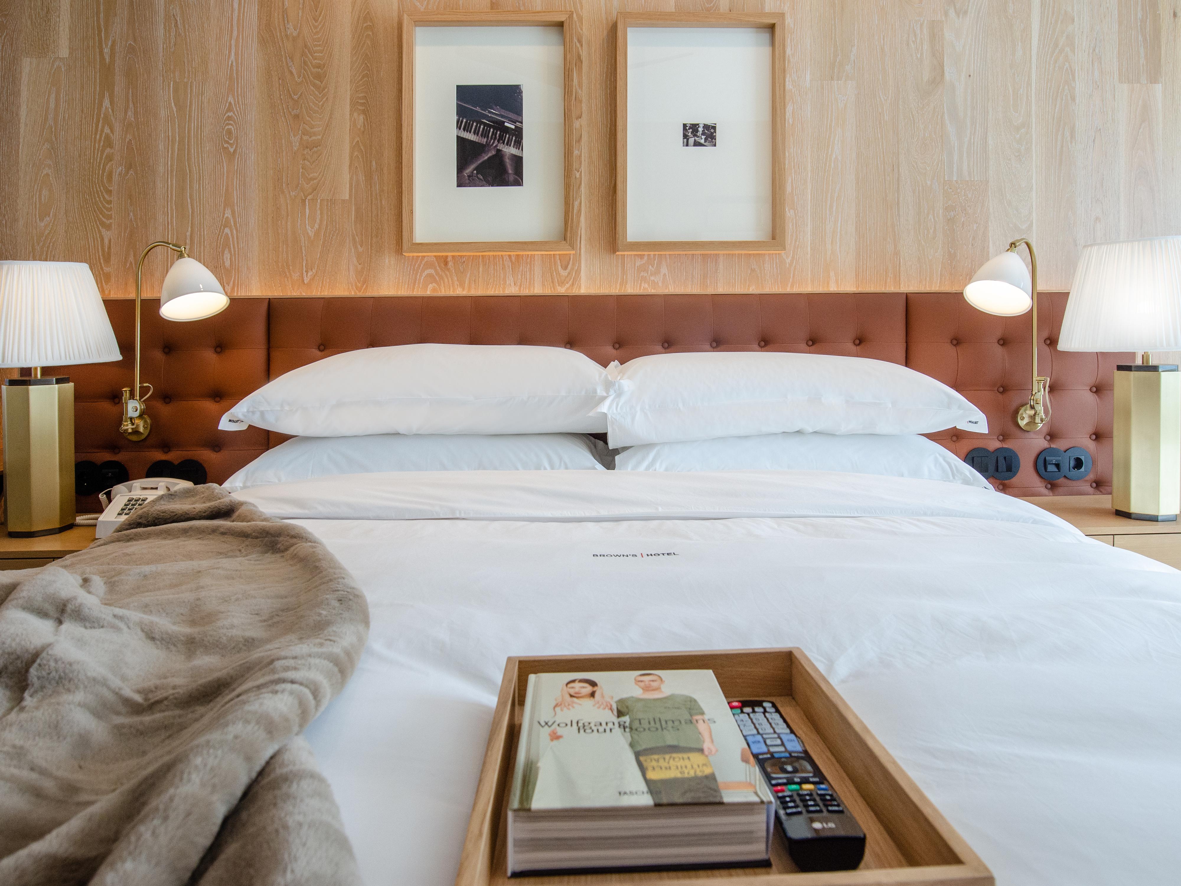 Browns Avenue Hotel 리스본 외부 사진 A bedroom at the hotel