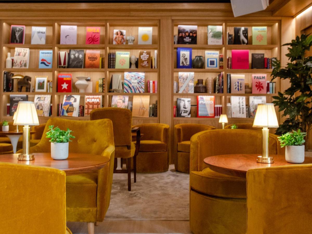 Browns Avenue Hotel 리스본 외부 사진 Library