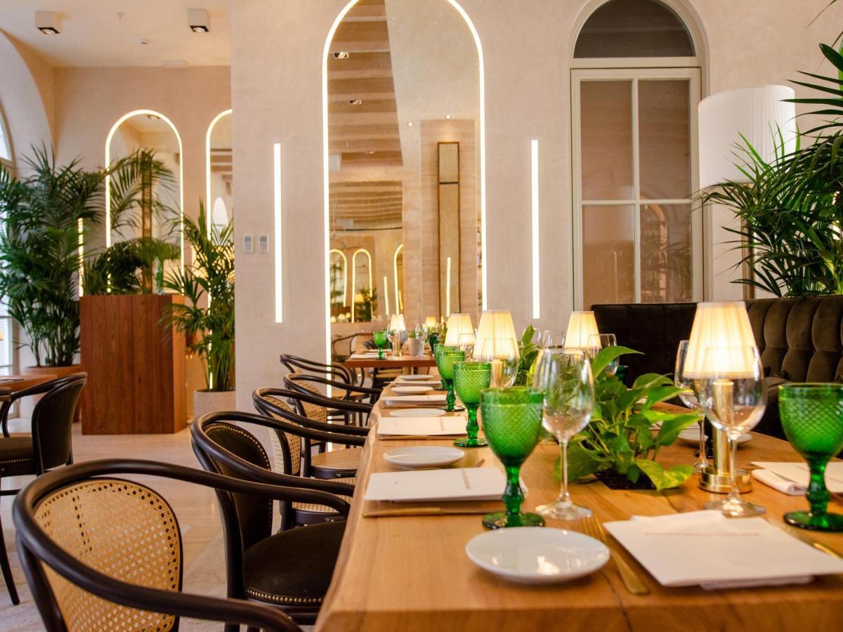Browns Avenue Hotel 리스본 외부 사진 Restaurant in the hotel