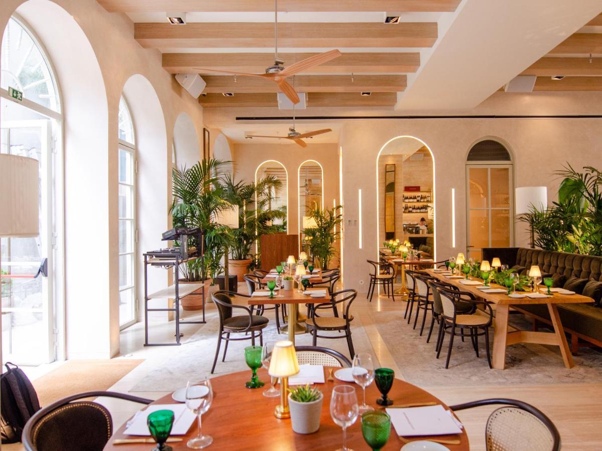 Browns Avenue Hotel 리스본 외부 사진 The interior of the restaurant